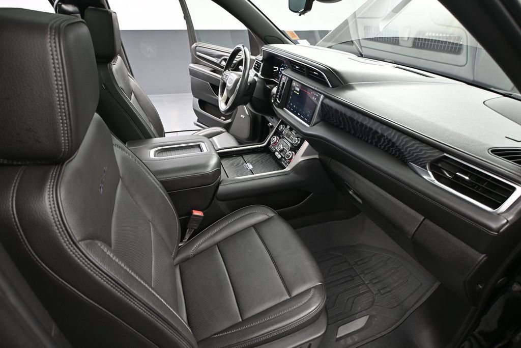 Used 2024 GMC Yukon Denali w/ Denali Reserve Package AWD/4WD image 51