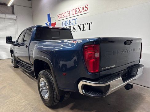 Used 2023 Chevrolet Silverado 3500 LT w/ Convenience Package AWD/4WD image 10