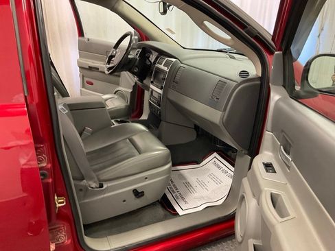 Used 2006 Dodge Durango Limited w/ Travel Convenience Group AWD/4WD image 32