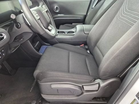 Used 2026 Hyundai Palisade SE FWD image 13