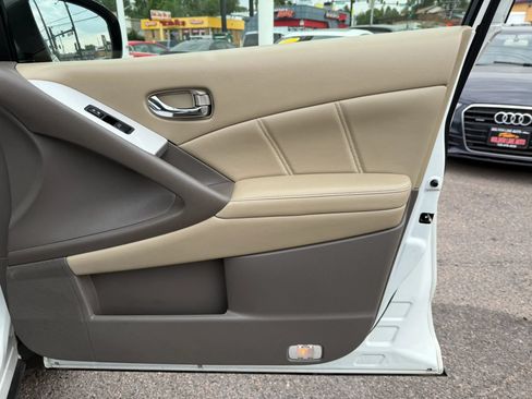 Used 2012 Nissan Murano SL AWD/4WD image 17