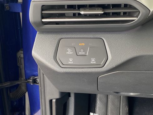 Certified 2021 Volkswagen ID.4 1st Edition RWD image 31