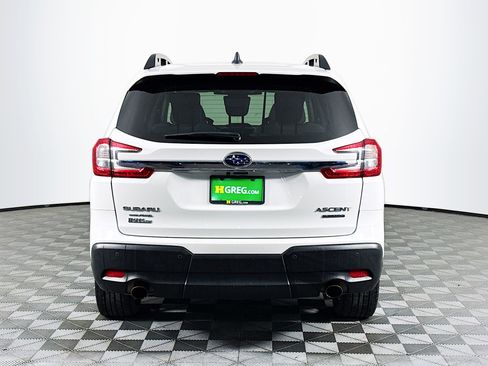 Used 2024 Subaru Ascent Limited w/ Technology Package image 8