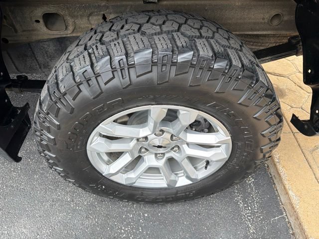 Certified 2023 Chevrolet Silverado 1500 RST AWD/4WD image 9