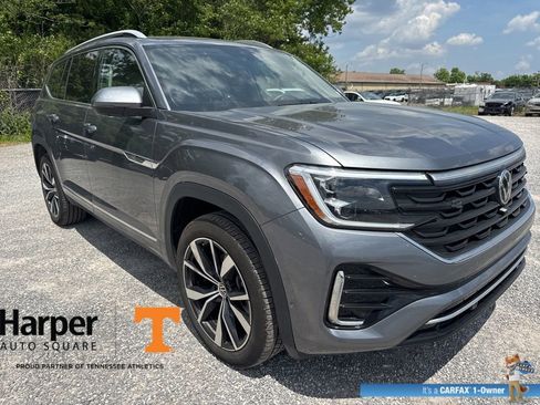 Used 2025 Volkswagen Atlas SEL Premium R-Line AWD/4WD image 7