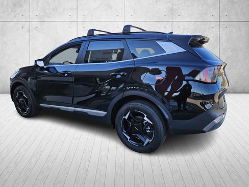 New 2026 Kia Sportage EX image 5