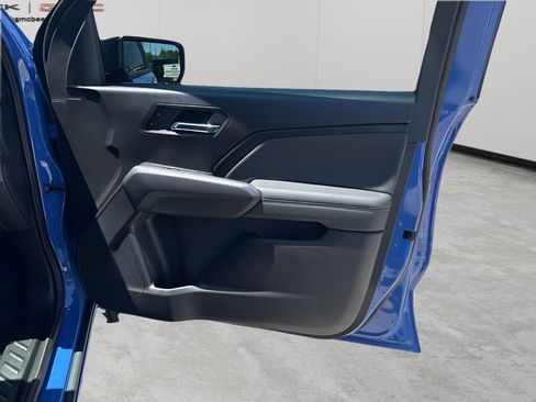 New 2025 GMC Canyon Elevation w/ Convenience Package image 11