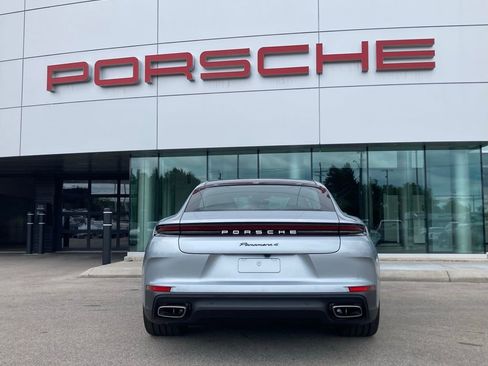 New 2025 Porsche Panamera image 8