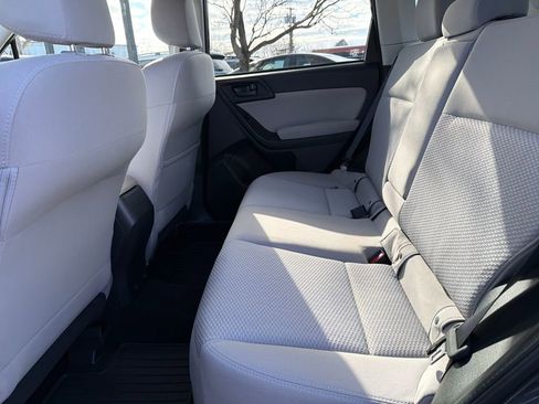 Used 2015 Subaru Forester 2.5i Premium w/ All-Weather Package image 23