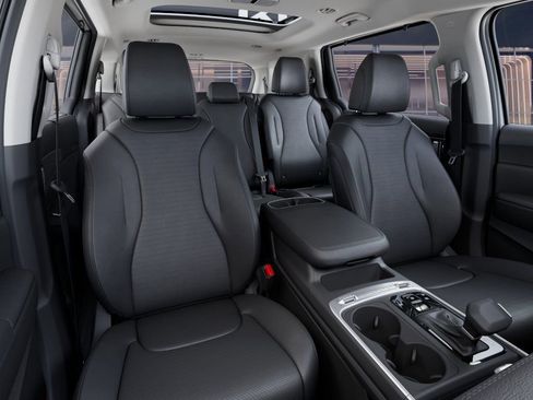 New 2026 Kia Carnival SX Prestige FWD image 15