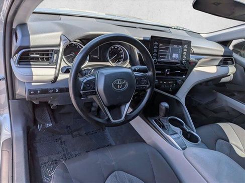Used 2023 Toyota Camry LE FWD image 10
