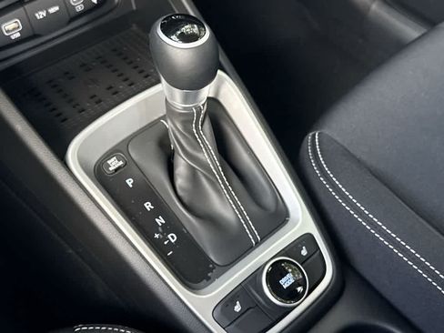 New 2026 Hyundai Venue SEL FWD image 21