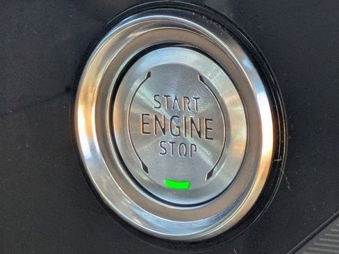 Used 2024 Chevrolet Corvette Stingray Preferred Cpe w/ Chrome Exterior Badge Package image 22