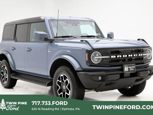 Used 2025 Ford Bronco Outer Banks image 1