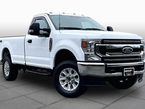 Certified 2022 Ford F250 XL w/ STX Appearance Package AWD/4WD image 3