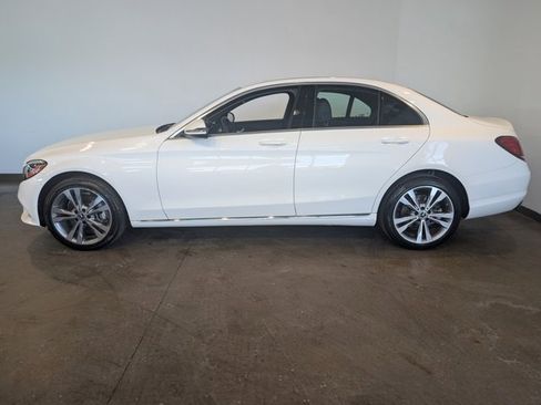 Used 2019 Mercedes-Benz C 300 4MATIC Sedan image 3