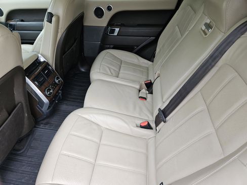 Used 2019 Land Rover Range Rover Sport HSE AWD/4WD image 27
