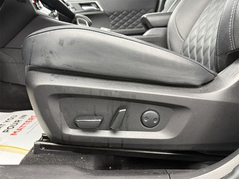 Used 2024 Mitsubishi Outlander SEL image 13