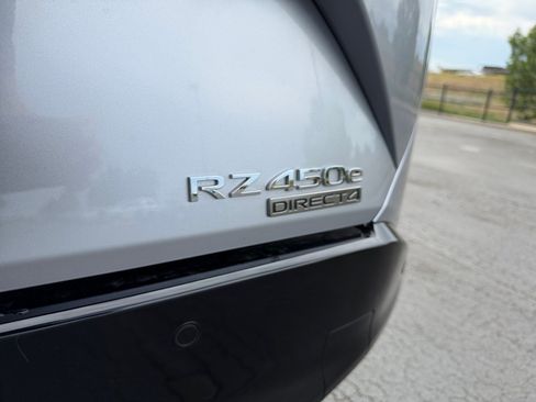 Used 2026 Lexus RZ 450e AWD w/ Accessory Package (Z2) image 23