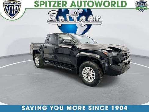 Used 2024 Toyota Tacoma SR AWD/4WD image 2