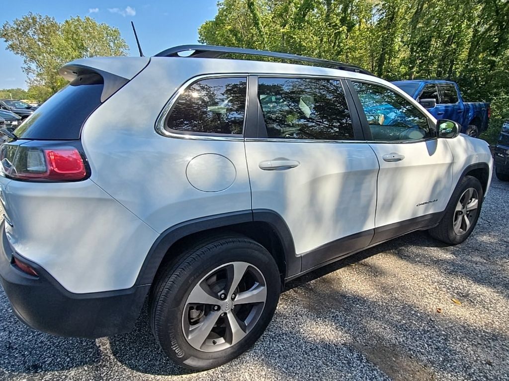 Used 2022 Jeep Cherokee Limited AWD/4WD image 8
