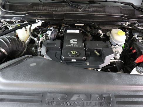 Used 2022 RAM 2500 Limited image 14