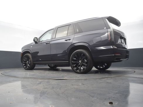 Certified 2026 Cadillac Escalade Platinum Sport w/ LPO, ONYX Package image 51