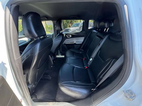 Used 2025 Jeep Compass Limited AWD/4WD image 27