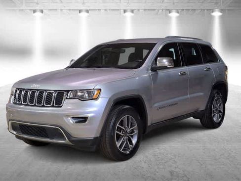 Used 2020 Jeep Grand Cherokee Limited w/ Luxury Group II image 4