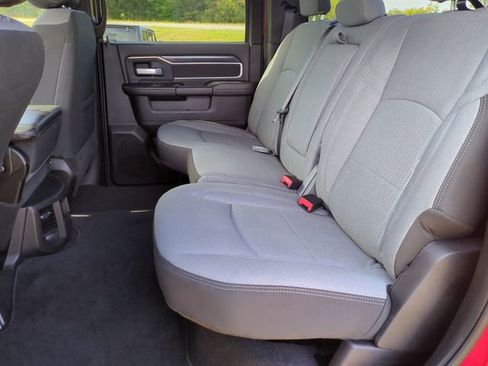 Used 2024 RAM 2500 Big Horn w/ Bed Utility Group image 21