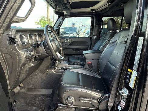 Used 2022 Jeep Gladiator Overland w/ Popular Equipment Package AWD/4WD image 13