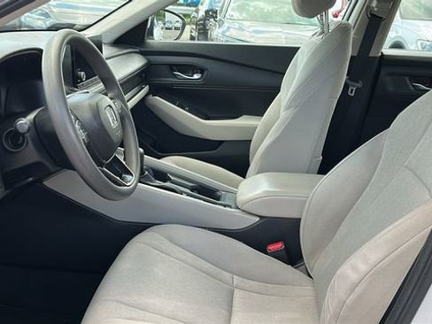 Used 2024 Honda Accord LX image 10