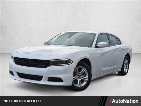 Used 2022 Dodge Charger SXT RWD image 1