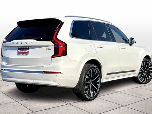 New 2026 Volvo XC90 T8 Plus w/ Protection Package Premier image 4
