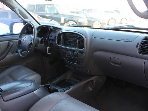 Used 2003 Toyota Sequoia Limited RWD image 35