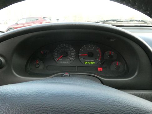 Used 2002 Ford Mustang GT image 17