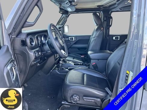 Used 2023 Jeep Wrangler Unlimited Sahara image 13