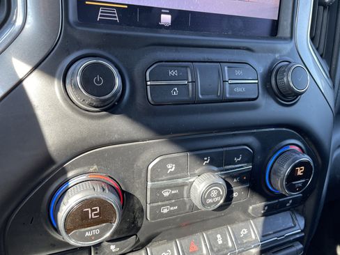 Used 2019 Chevrolet Silverado 1500 RST image 25