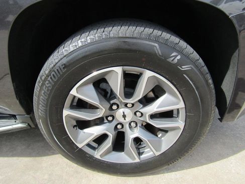 Used 2017 GMC Yukon Denali AWD/4WD image 7