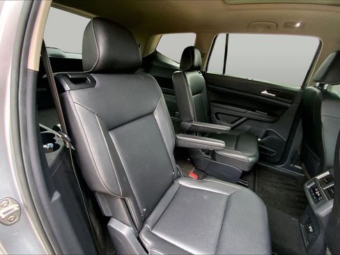 Used 2021 Volkswagen Atlas SEL FWD image 19