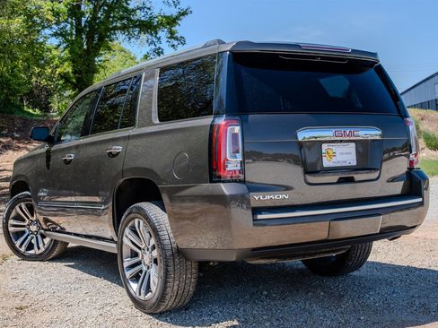Used 2019 GMC Yukon Denali w/ Denali Ultimate Package RWD image 3