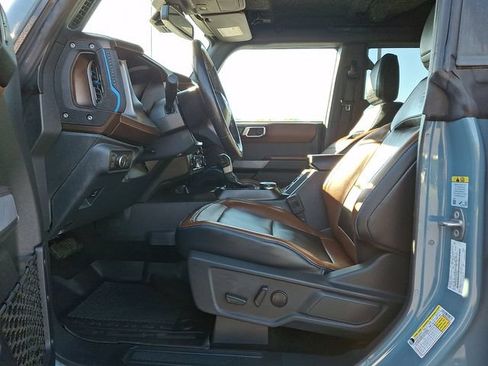 Used 2022 Ford Bronco Outer Banks AWD/4WD image 15