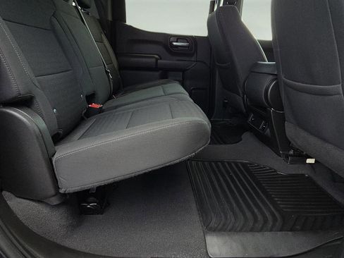 Used 2023 Chevrolet Silverado 1500 Custom image 17