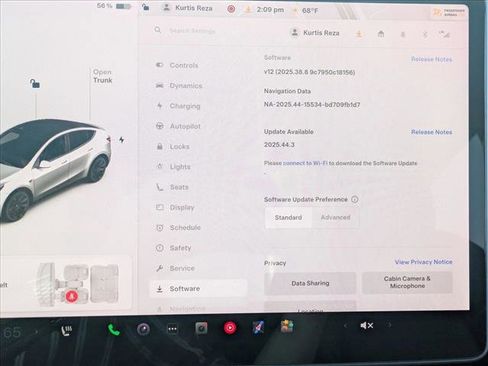 Used 2021 Tesla Model Y Long Range image 16