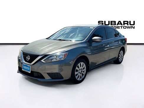 Used 2018 Nissan Sentra S FWD image 3