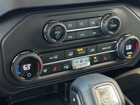 New 2026 Ford Bronco Badlands AWD/4WD image 26