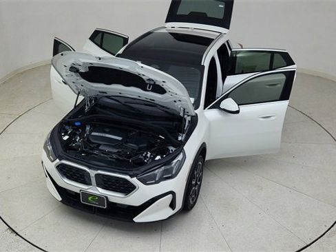 Used 2025 BMW X2 xDrive28i image 81