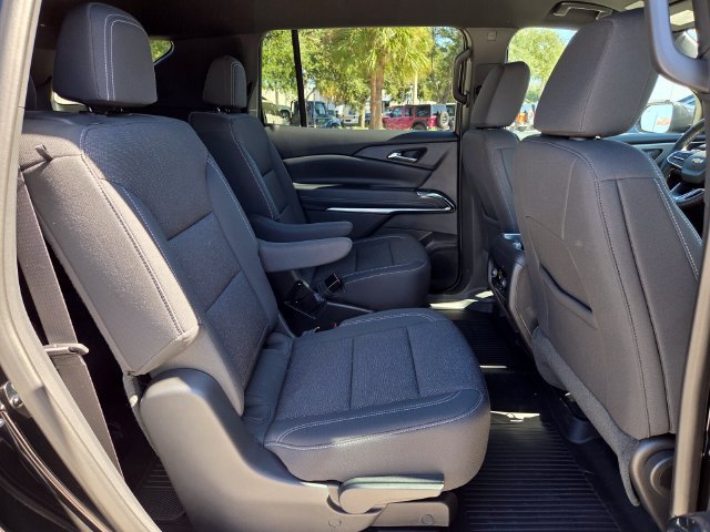 Used 2026 Chevrolet Traverse LT w/ Driver Confidence Package FWD image 19