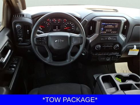 Used 2025 Chevrolet Silverado 1500 Custom Trail Boss w/ LPO, Dark Essentials Package AWD/4WD image 5