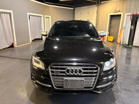Used 2017 Audi SQ5 Premium Plus w/ Technology Package AWD/4WD image 2
